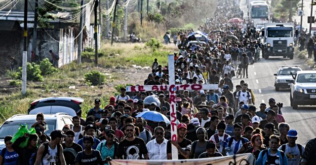 10 Republican Lawmakers Advocate for Amnesty and 'Dignity' for Unauthorized Immigrants