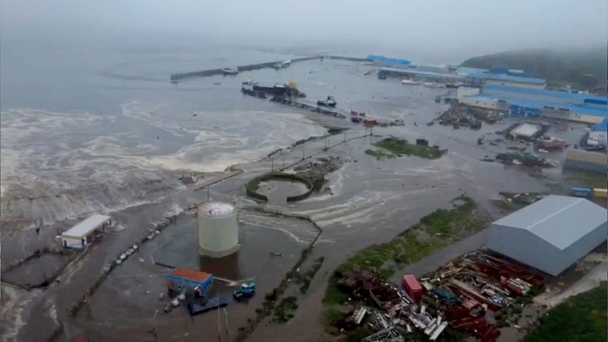 A massive earthquake hits off the coast of Russia along with other major news stories