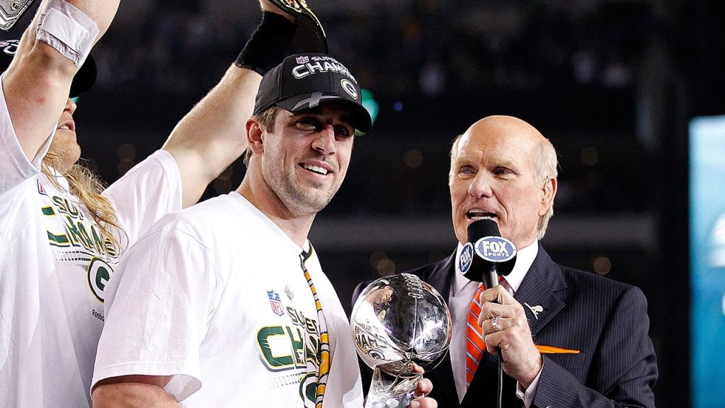 Aaron Rodgers responds gracefully to Terry Bradshaw's criticism