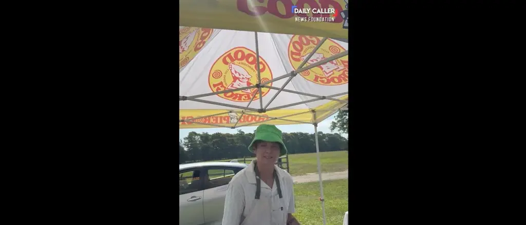 Alan Dershowitz Claims Martha’s Vineyard Vendor Denied Him Pierogies Due to 'Politics'