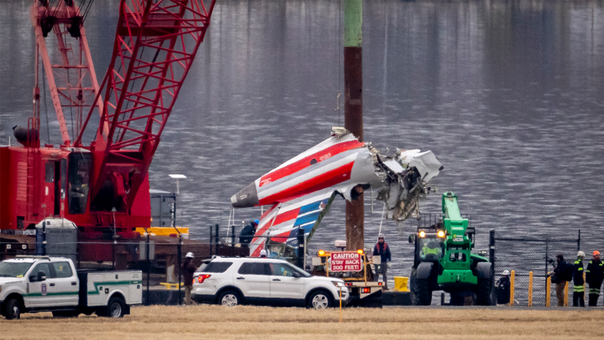 Army helicopter involved in fatal midair collision with plane in DC exceeded altitude limit, NTSB discovers