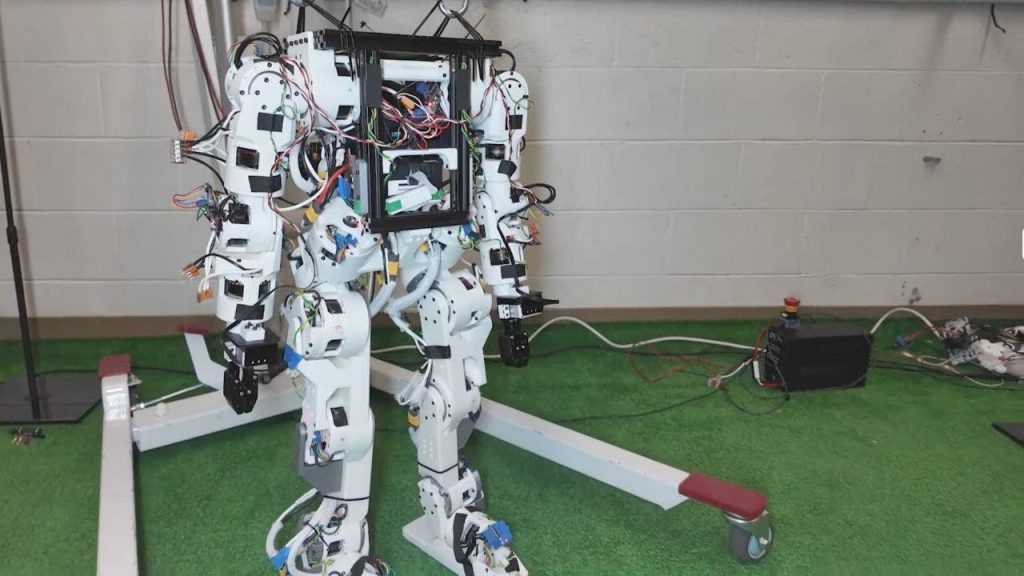 Berkeley introduces a lightweight open-source human-like robot