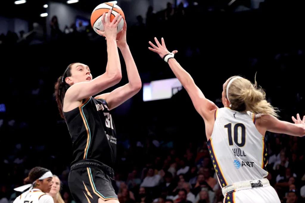 Breanna Stewart guides Liberty to victory over Fever without Caitlin Clark