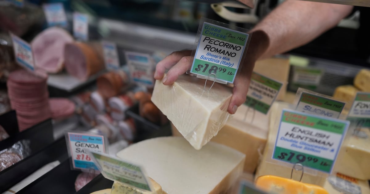 Can cheese cause nightmares?