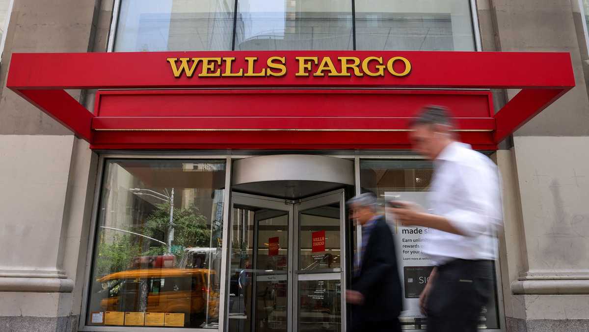 China prohibits Wells Fargo banker from exiting the country