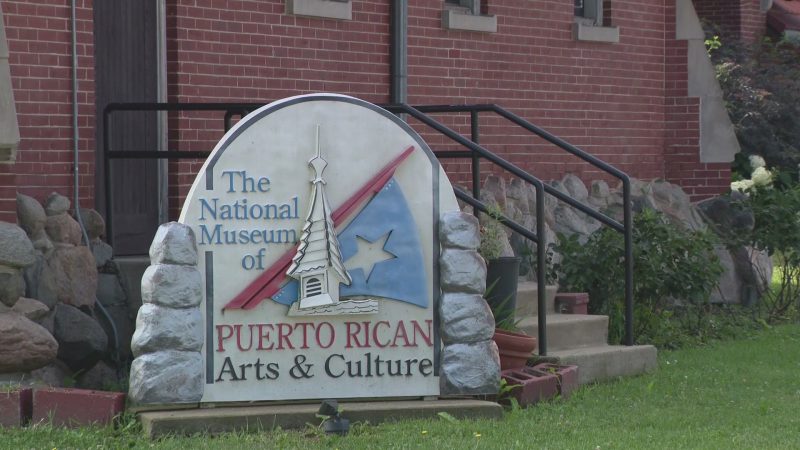 Community leaders describe federal presence at Puerto Rican museum in Chicago as a deliberate intimidation tactic