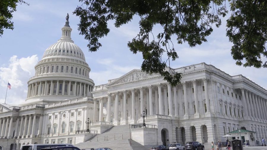 Congressional Republicans achieve their highest approval rating in over ten years, according to a survey.