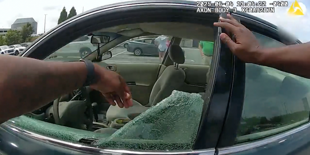 Cops rescue crying children trapped in a dangerously hot car for almost an hour, as seen in bodycam footage