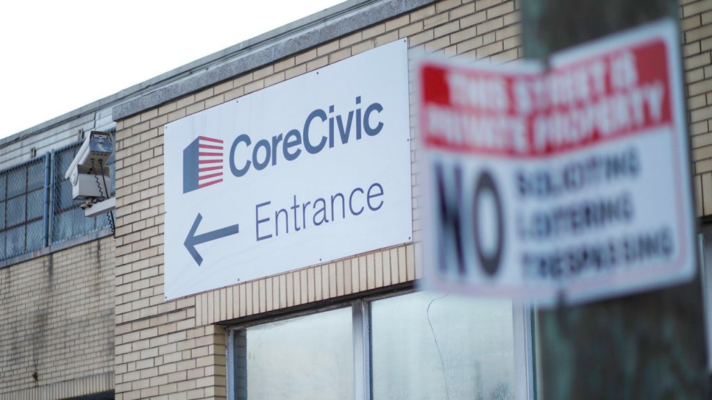 Court reverses New Jersey's prohibition on private immigration detention facilities