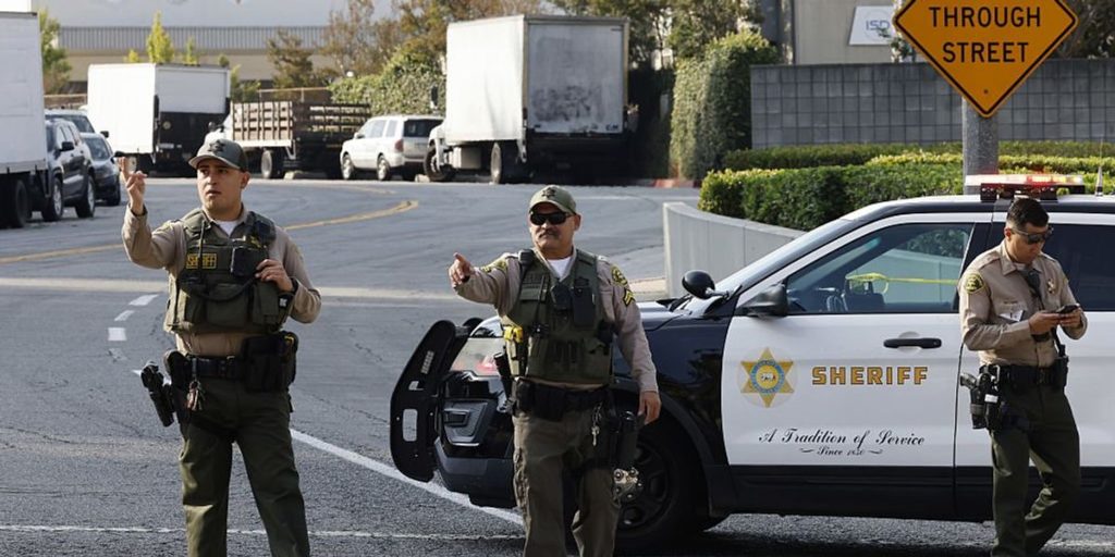 Devastating explosion leads to deaths of top Los Angeles sheriff’s deputies: ‘Highly active crime scene’