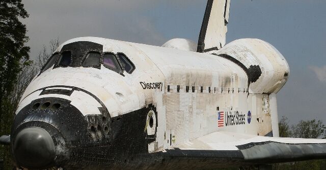 Dick Durbin Describes Proposal to Relocate Space Shuttle to Texas as a 'Theft'