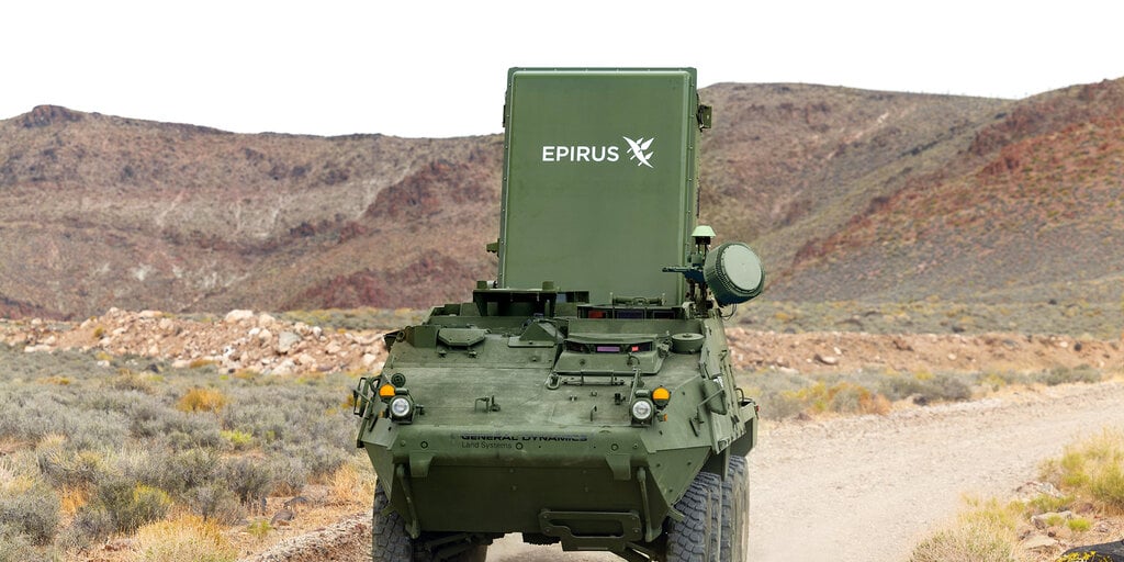 Discover the Microwave Device That Eliminates Groups of Drones in the Air