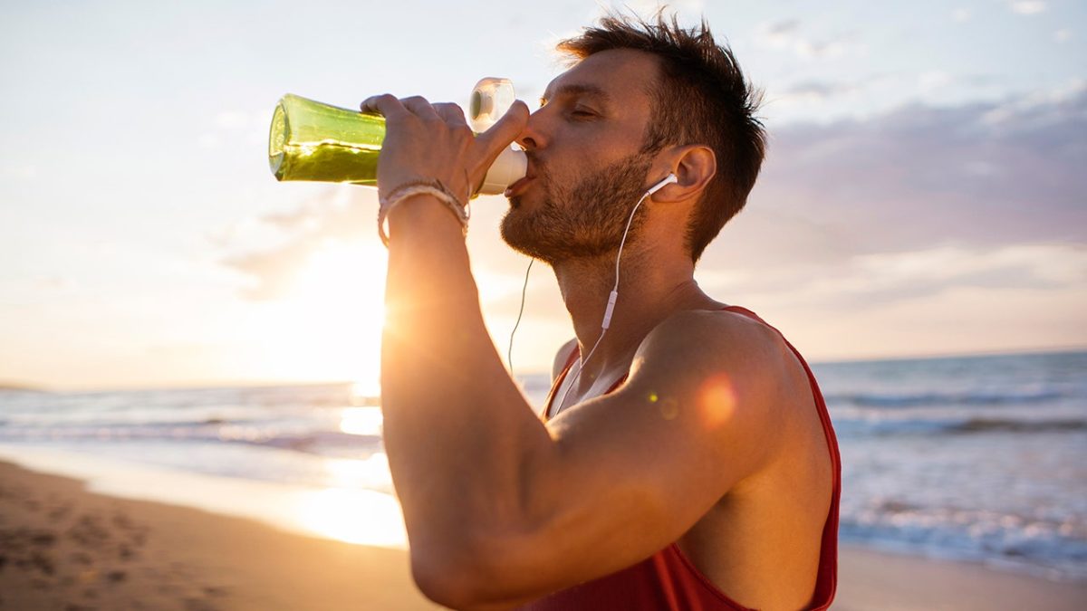 Electrolyte beverages or water: When to choose hydration aids in the heat