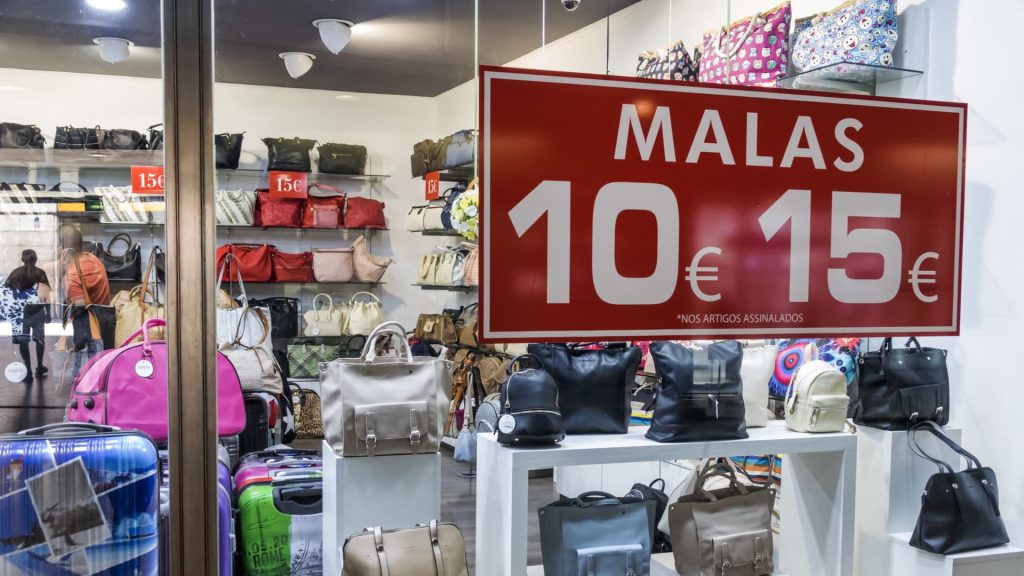 Euro increases as inflation in the euro zone meets the ECB's 2% goal