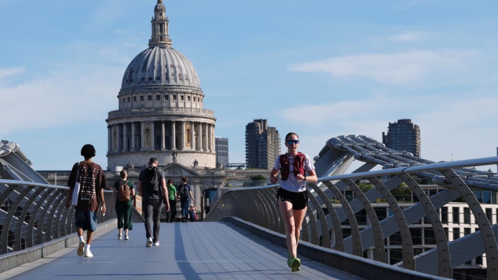 European stocks achieve their fourth consecutive gain as investors overlook tariff concerns.