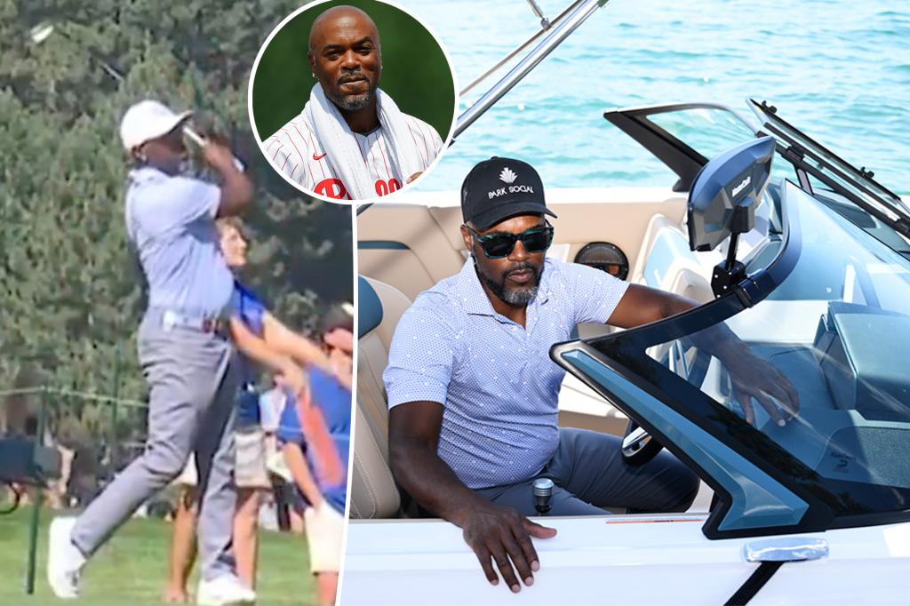 Ex-MLB player Jimmy Rollins scores a $325,000 boat with a hole-in-one.