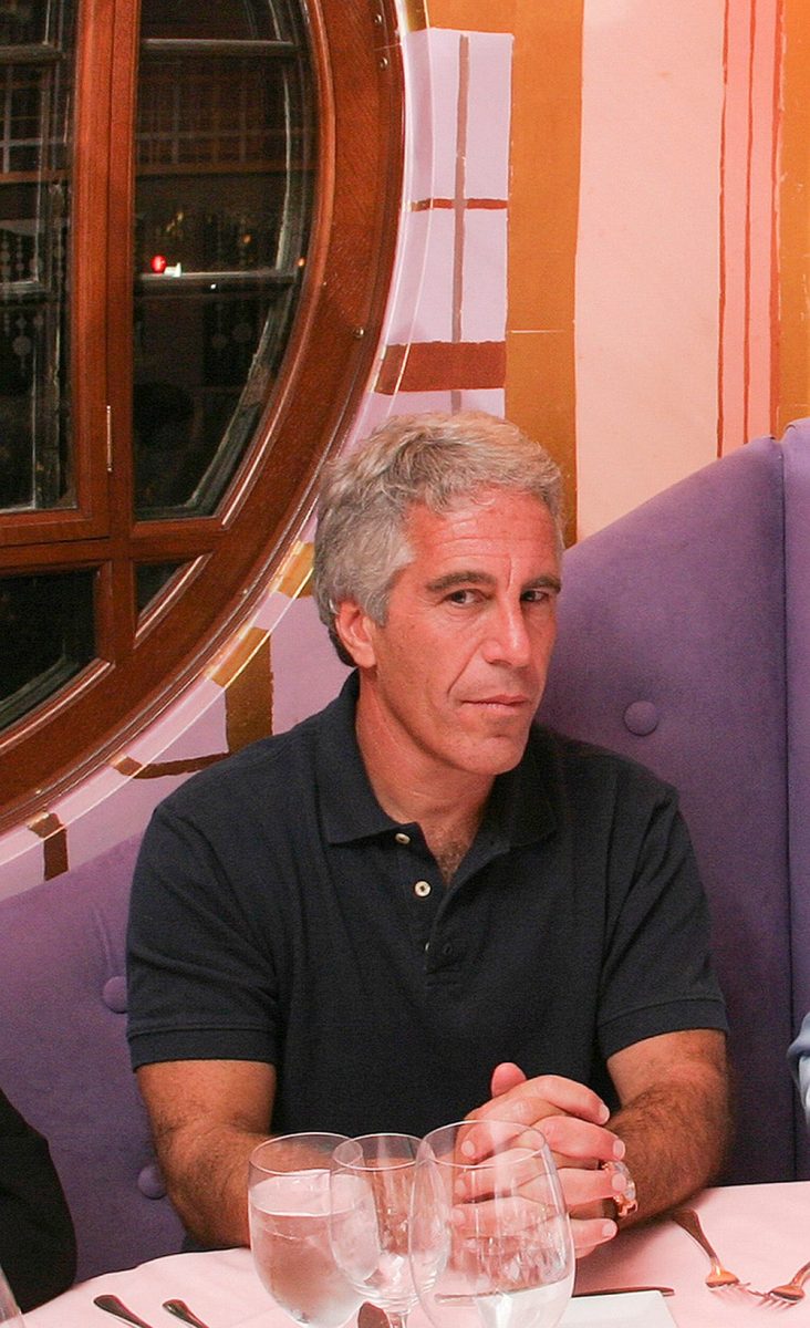 Ex-lawyer of Jeffrey Epstein thinks prison staff may have helped with his suicide