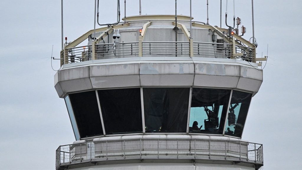 FAA collaborates with university in the South to address air traffic controller shortage