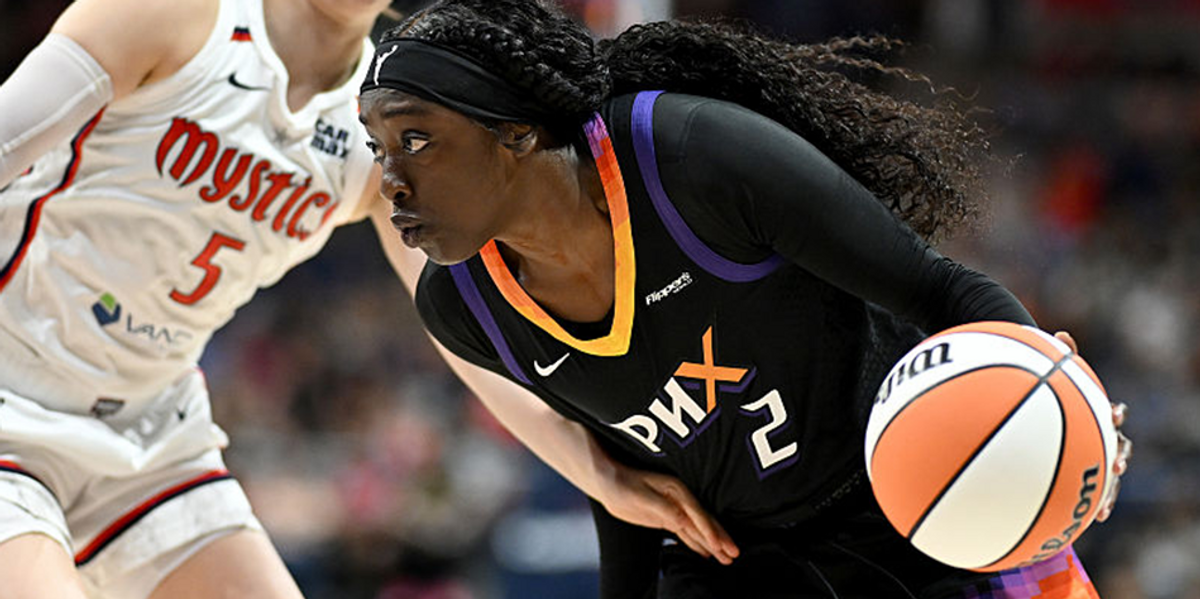 Fan removed from game after wig incident causes delay