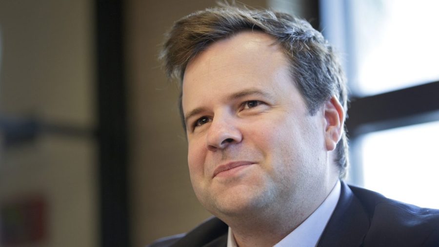 Fannie Mae chairman feels positive about discussions that Powell might think about resigning due to conflict with Trump.