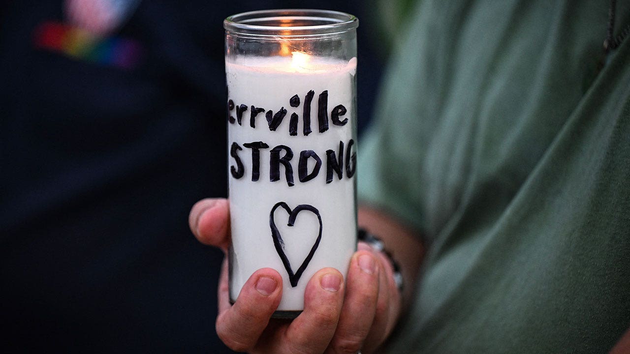 Flooding in Texas leads to $22 billion in damages as businesses come together