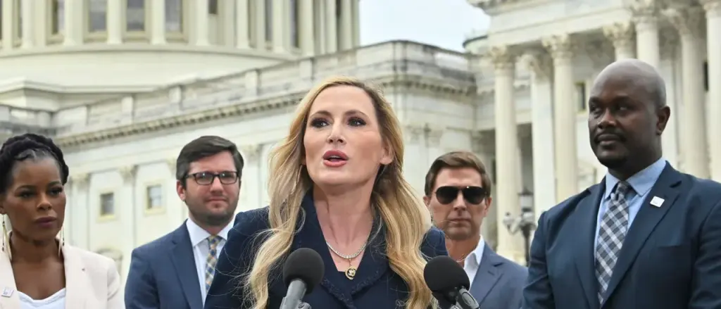 GOP Lawmaker Seeks to Reduce Biden-Era Maritime Regulations and Enhance Important Energy Resource