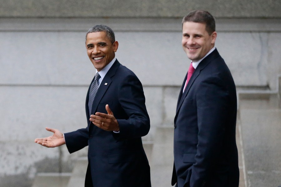 Gabbard's claims about Obama labeled as nonsense by 'Pod Save America'