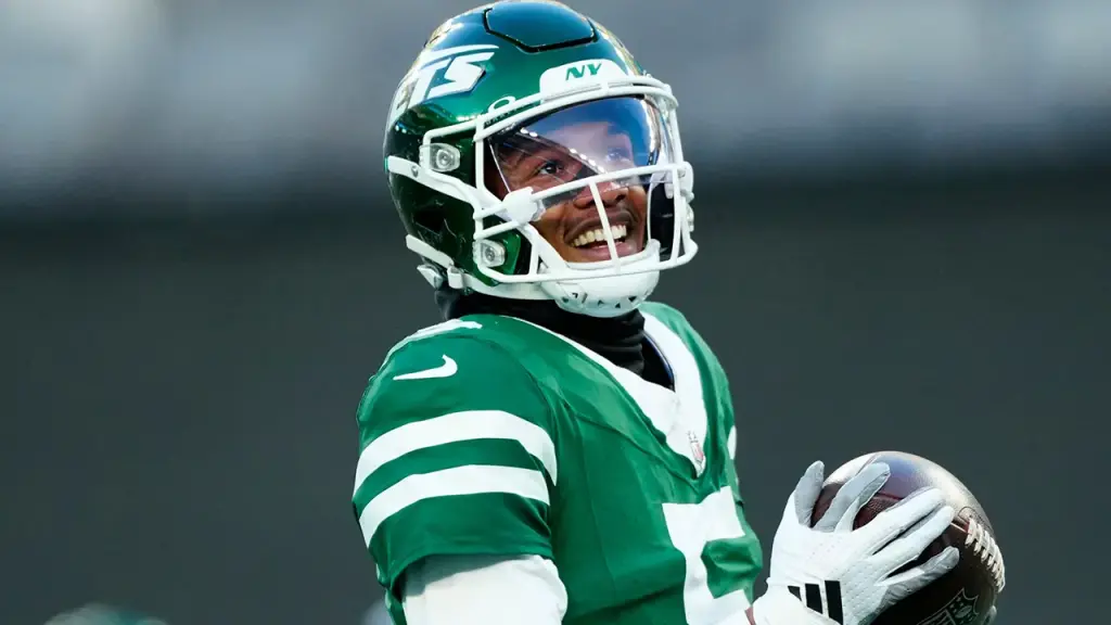 Garrett Wilson reportedly agrees to a contract extension with the Jets