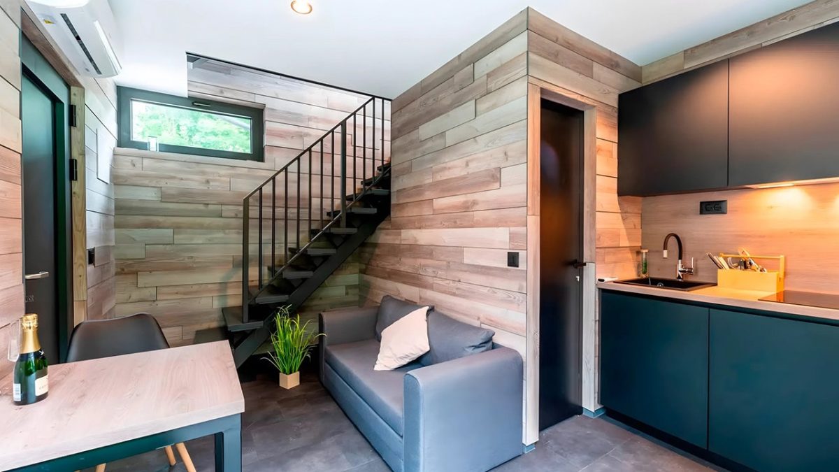 German modular building provides 3-story tiny home living with city skyline views