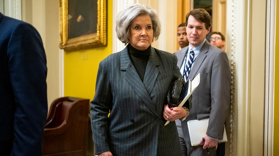 Iran-linked hackers threaten to release Trump aides' emails: Report