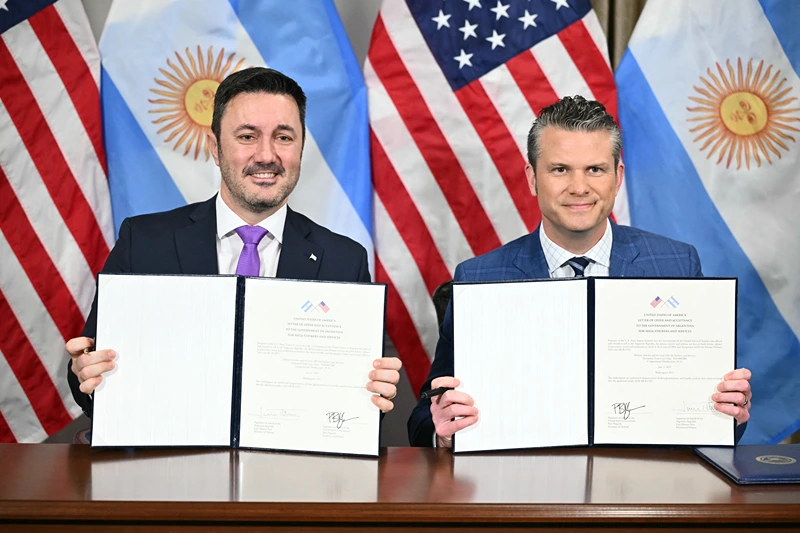 Hegseth meets with Argentina's Defense Minister at the Pentagon as Argentina aims to strengthen its defense ties with the U.S.