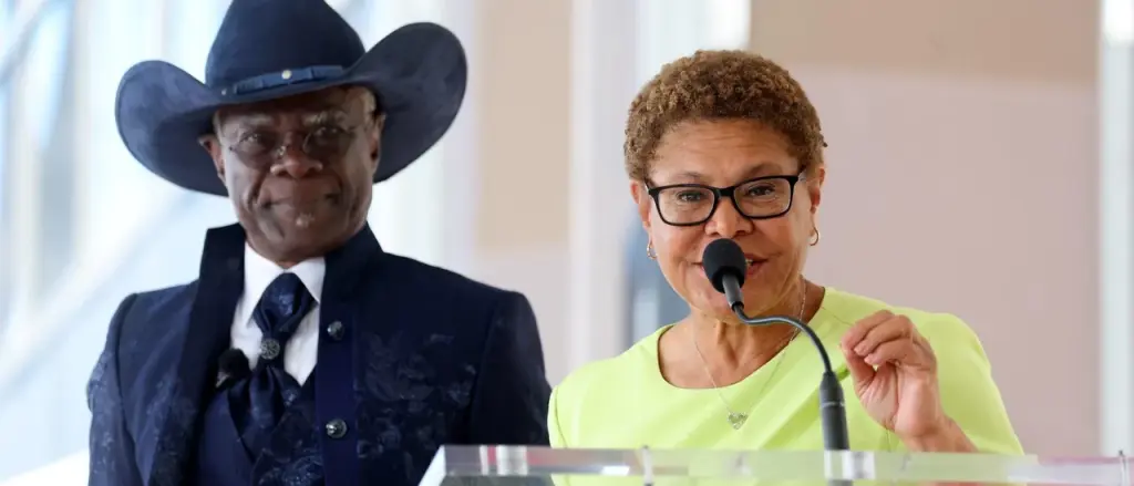 ICE Clarifies LA Mayor Karen Bass' Claims About Masked Officers