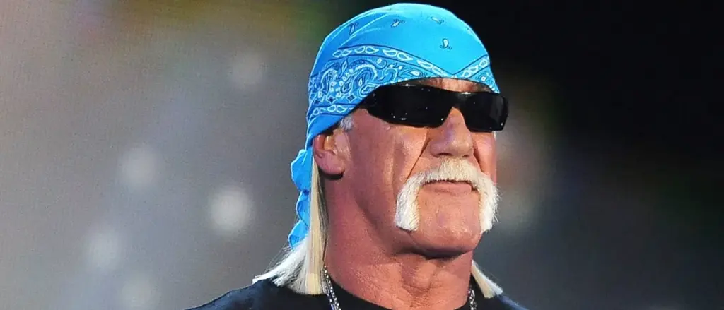 Influencer Joey Swoll Gives In to Critics After Complimenting Hulk Hogan