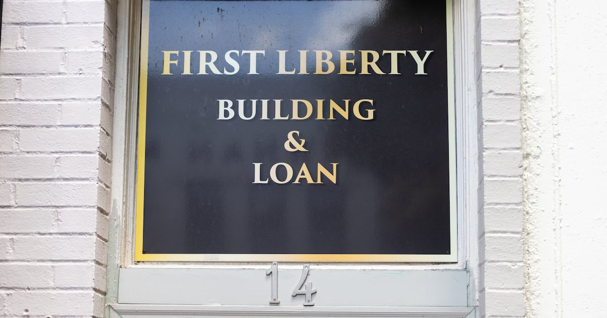 Investors in disbelief after the collapse of a Georgia lender linked to the GOP