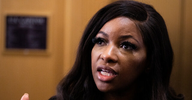 Jasmine Crockett, a Democrat, incorrectly asserts that all violence is coming from MAGA.