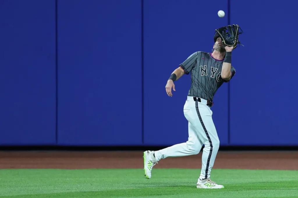 Jeff McNeil providing the Mets with options after another strong performance in center field