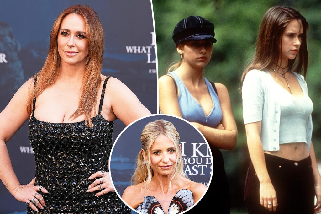 Jennifer Love Hewitt addresses rumors about a feud with Sarah Michelle Gellar