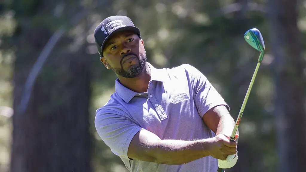 Jimmy Rollins achieves a hole-in-one at the American Century Championship