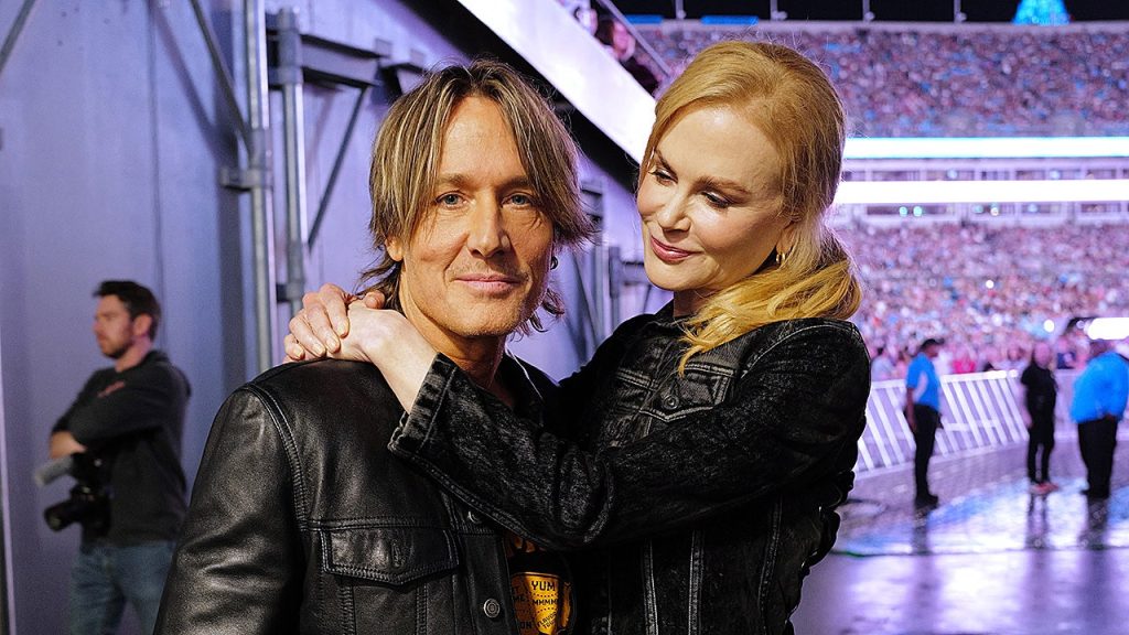 Keith Urban appears to cut short an interview after being asked about Nicole Kidman's intimate scenes.