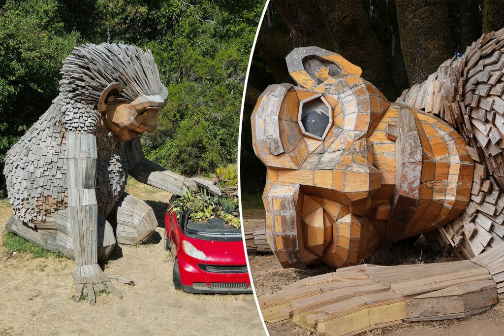 Large trolls made of waste aim to rescue humanity from its own mistakes