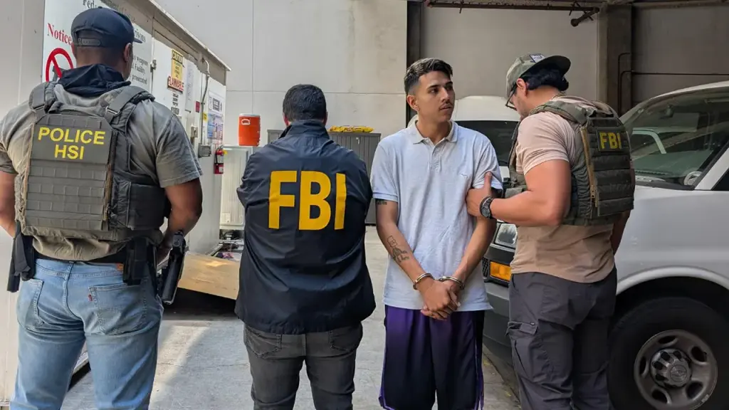 Last remaining escapee from ICE facility captured in Los Angeles after fleeing New Jersey