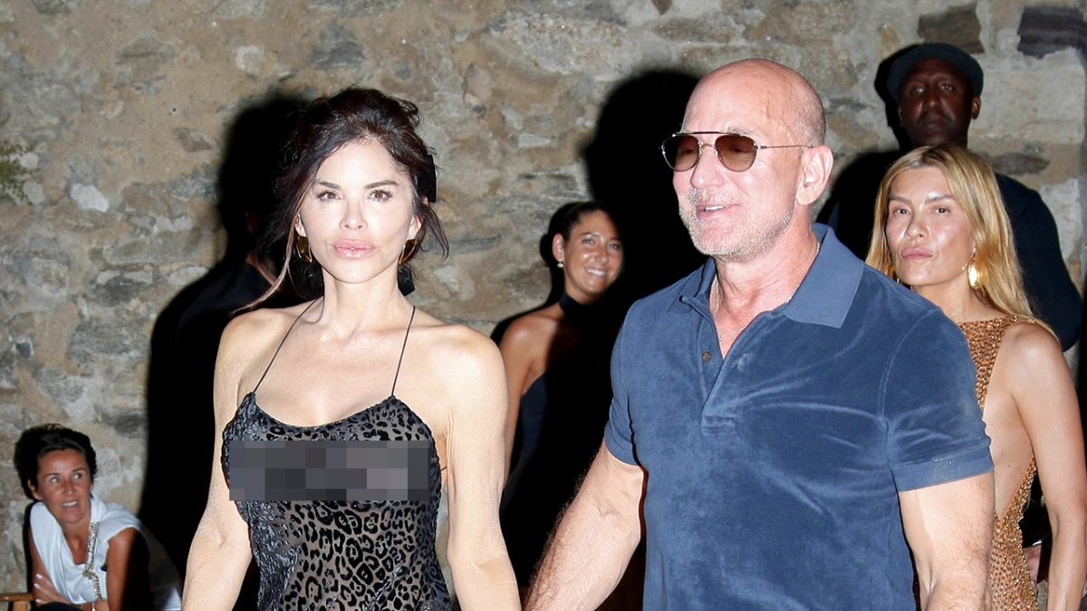 Lauren Sánchez Bezos dons bold dress while out in Saint-Tropez with Jeff Bezos