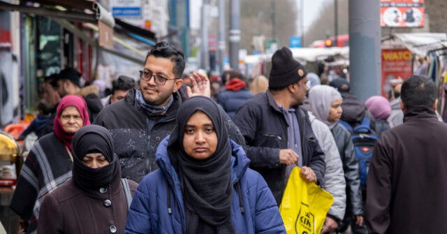 Lawmaker Reveals Details on Dividing Britain