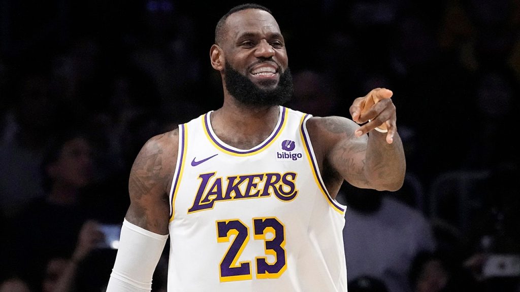 LeBron reacts to remarks about training at the Cavaliers' gym