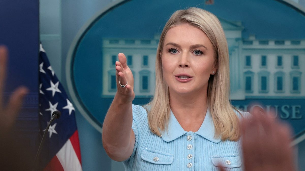 Leavitt criticizes the media for promoting the Russia hoax during a White House briefing