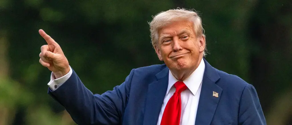 Liberals Struggle to Imitate Trump's Strategies