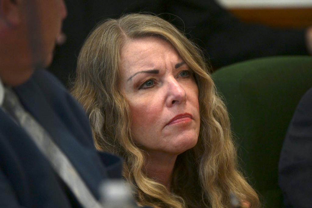 Lori Vallow receives sentencing for murder conspiracy charges in Arizona