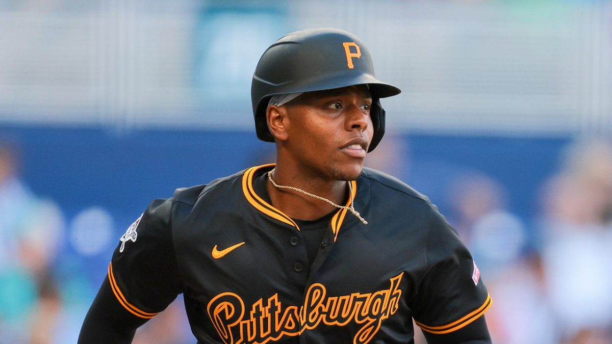 MLB trade deadline: Gold Glove recipient Ke'Bryan Hayes traded from Pirates to Reds