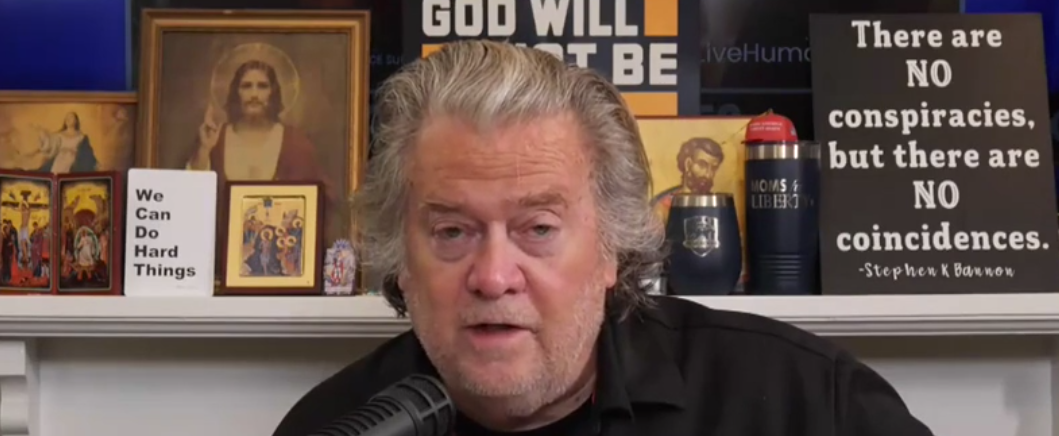 "Make Everything Public": Steve Bannon Cautions That Epstein Files Matter 'Will Not Disappear'