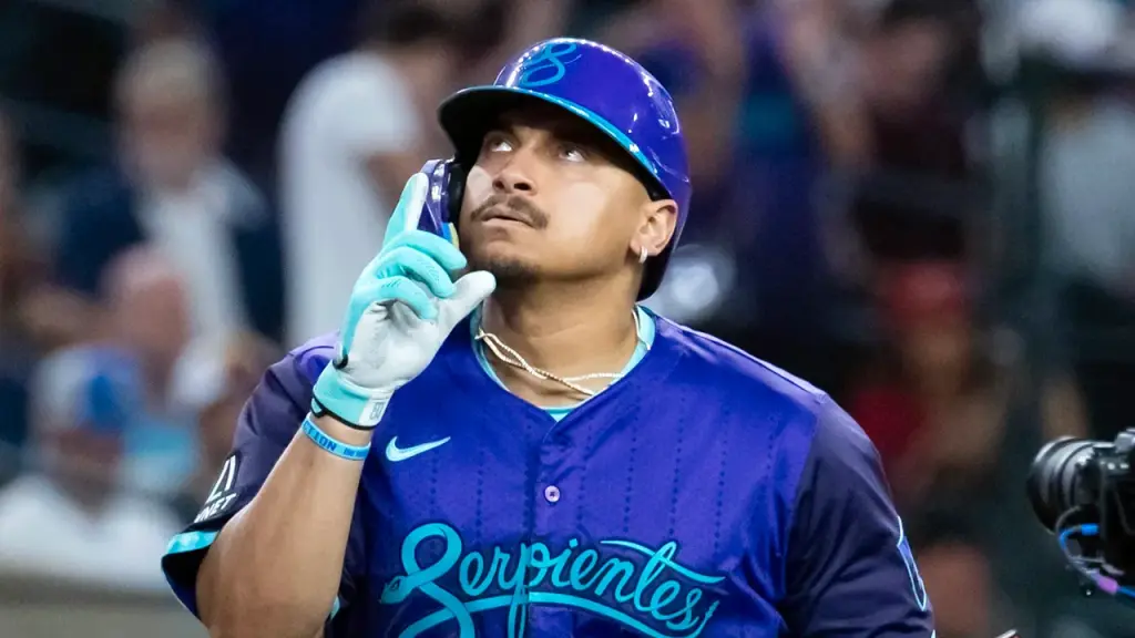 Mariners trade for first baseman Josh Naylor from Diamondbacks